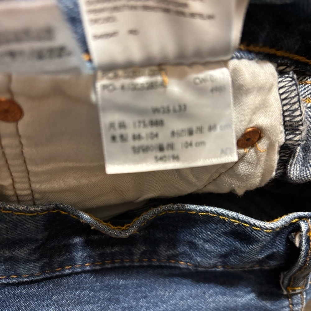 Levi’s 501 100% Cotton Denim Jeans Button Fly Straight Fit Tag 35x33 - Picture 9 of 10